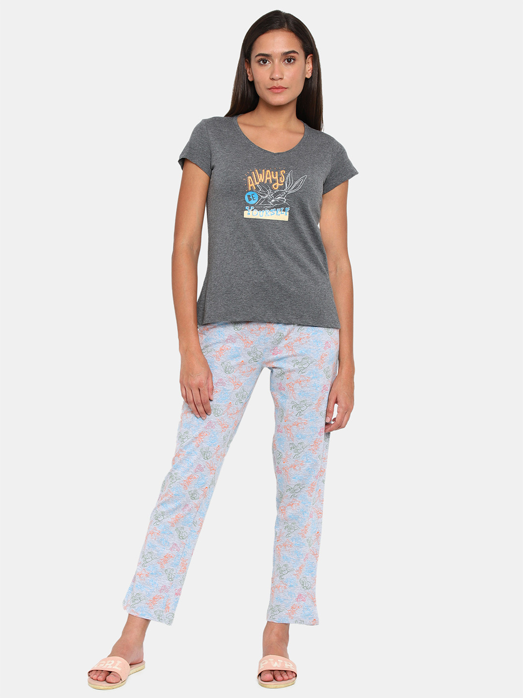 

Zivame Women Grey & Orange Printed Night suit