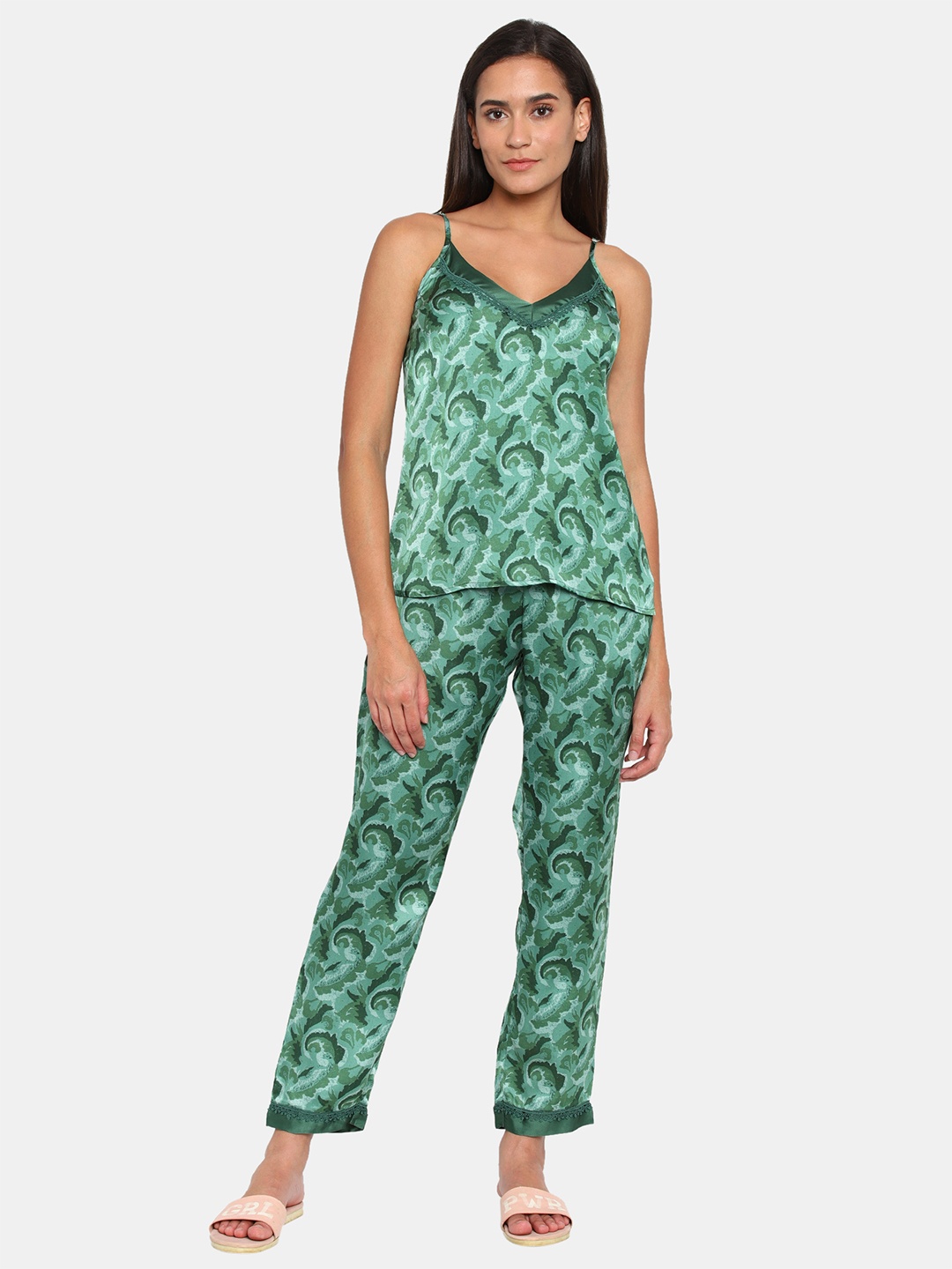 

Zivame Women Green Printed Night suit