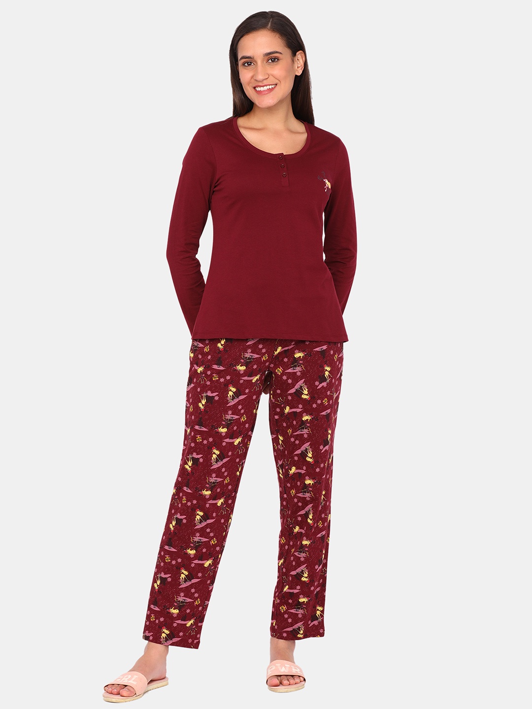

Zivame Women Maroon & Yellow Night suit