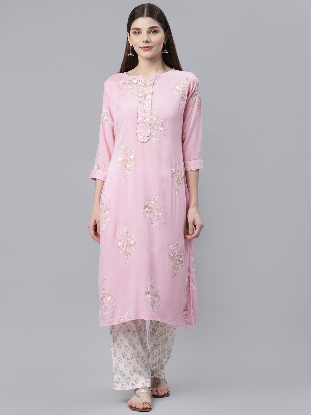 

SILVER STOCK Women Pink Floral Printed Gotta Patti Pure Cotton Kurta with Palazzos