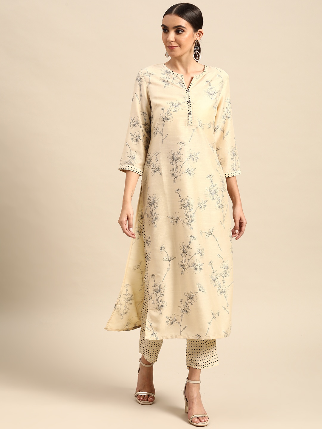 

Anouk Women Beige Floral Printed Kurta with Palazzos