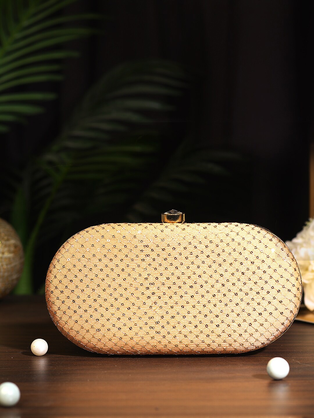 

TRINK Beige Printed Box Clutch With Chain Strap