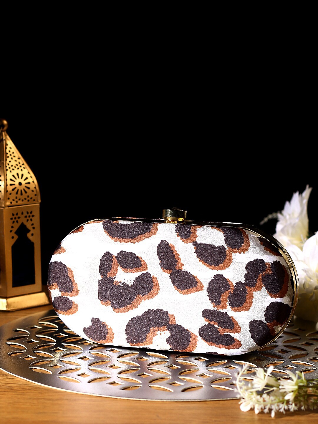

TRINK Women White & Brown Printed Box Clutch