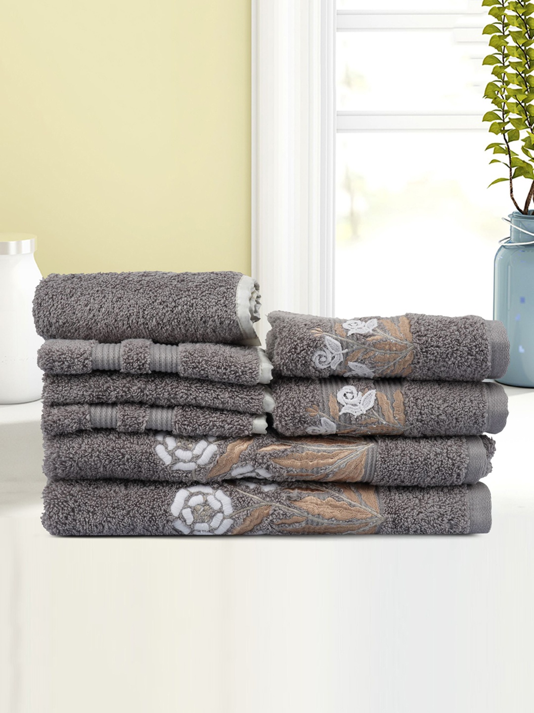 

LUSH & BEYOND Set of 8 Grey 500 GSM Towel Set
