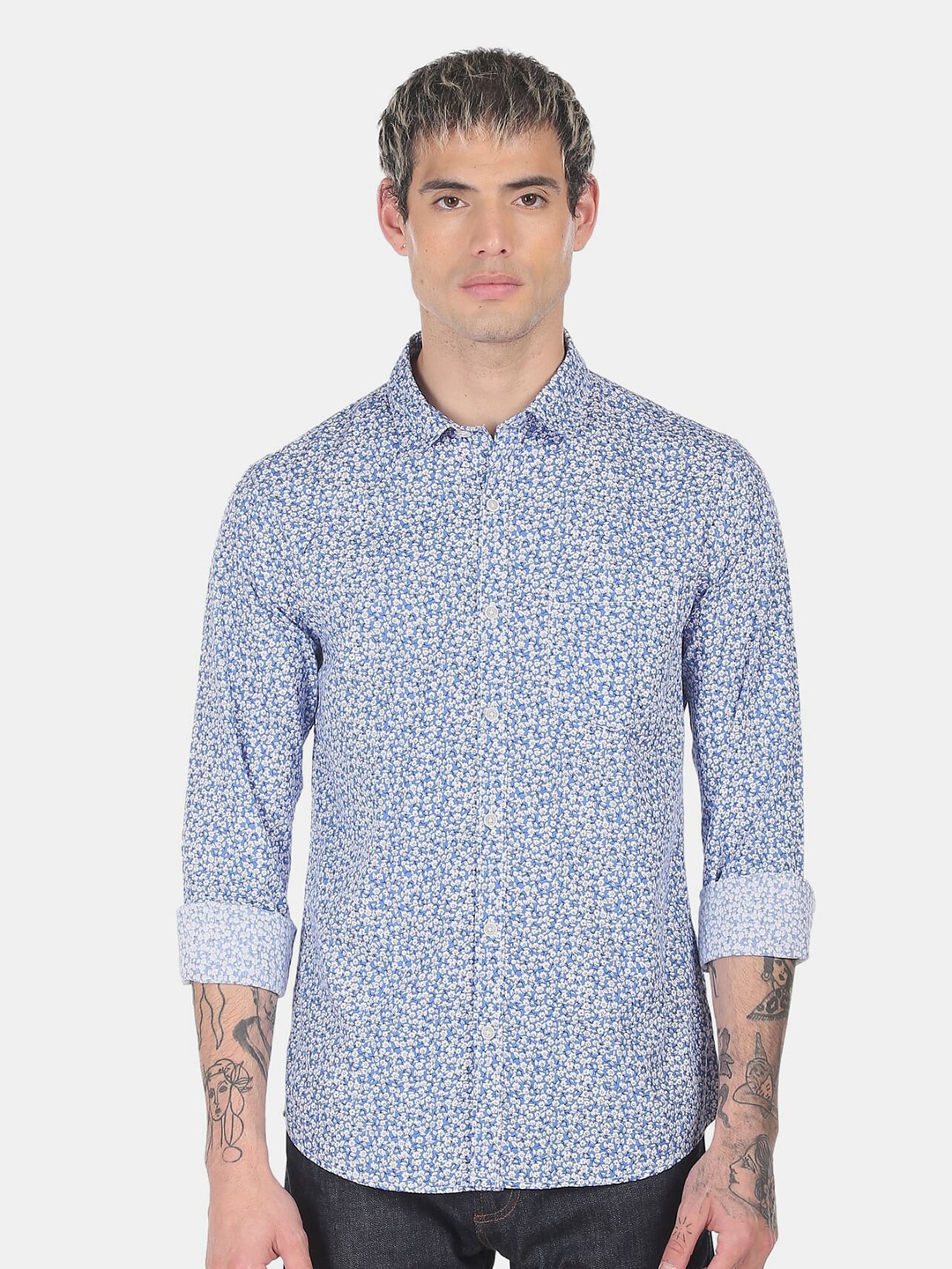 

Ruggers Men Blue & White Floral Printed Pure Cotton Casual Shirt