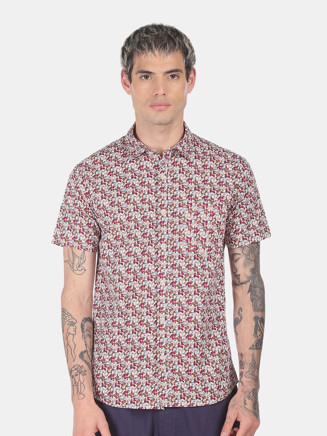 

Ruggers Men Red Floral Printed Pure Cotton Casual Shirt
