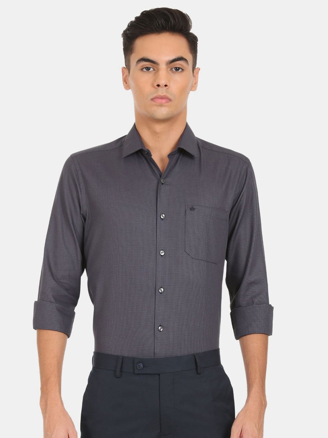 

Arrow Men Black Solid Slim Fit Casual Cotton Shirt