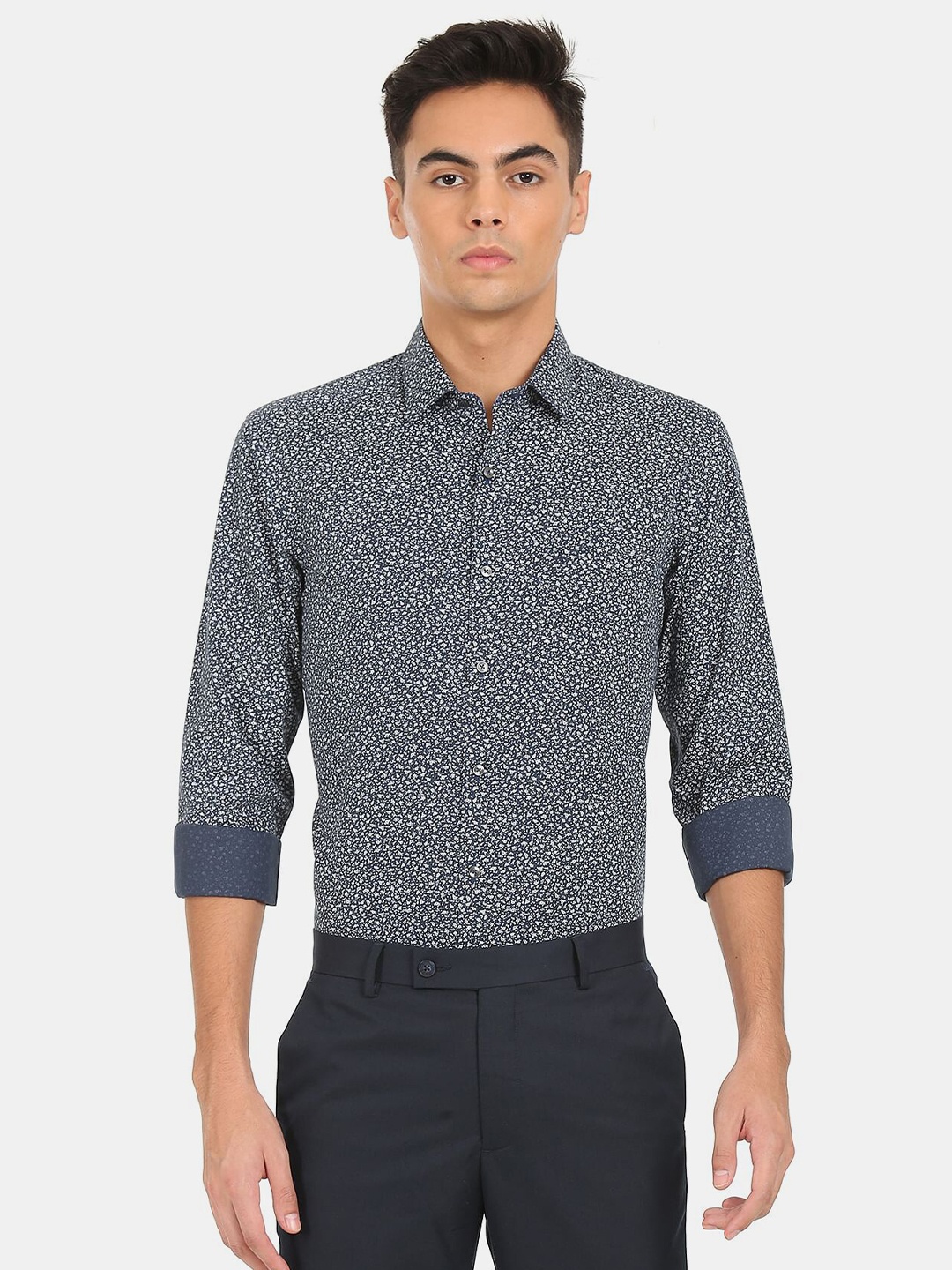 

Arrow Men Blue Printed Pure Cotton Casual Shirt