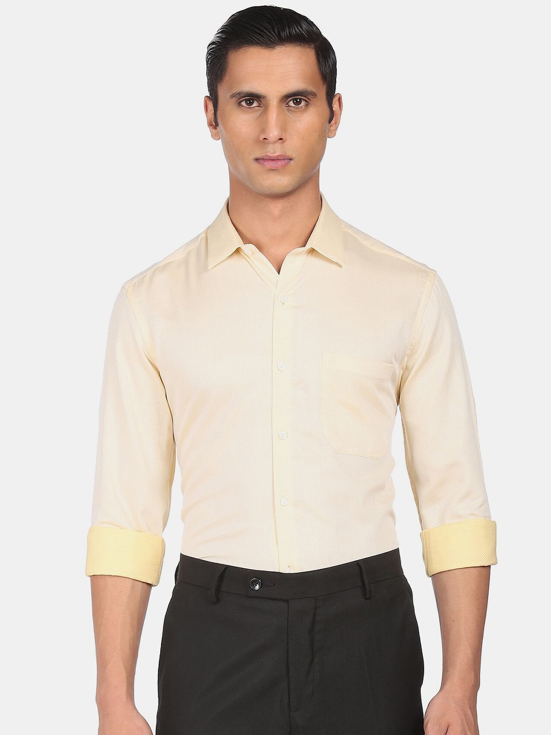 

Arrow Men Yellow Slim Fit Pure Cotton Formal Shirt