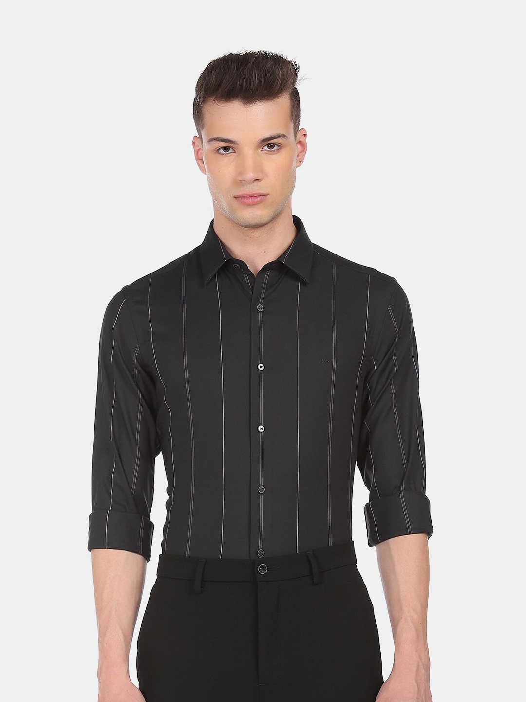 

Arrow New York Men Black Slim Fit Striped Casual Shirt