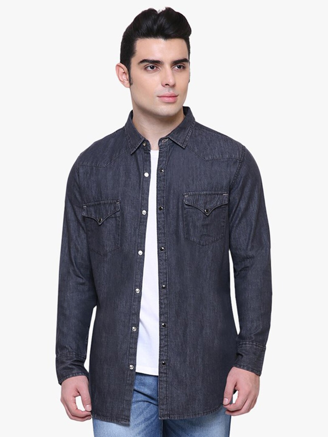 

Southbay Men Black Smart Slim Fit Denim Casual Shirt