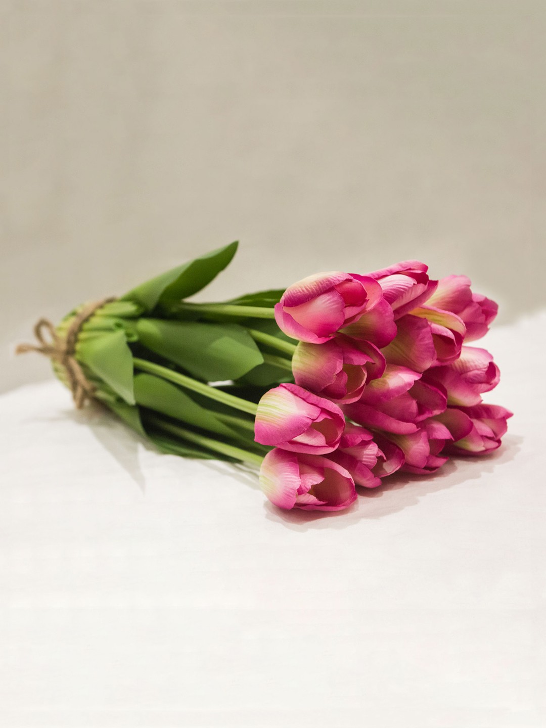 

AMFLIX Pink & Green Artificial Tulip Flowers Bunch