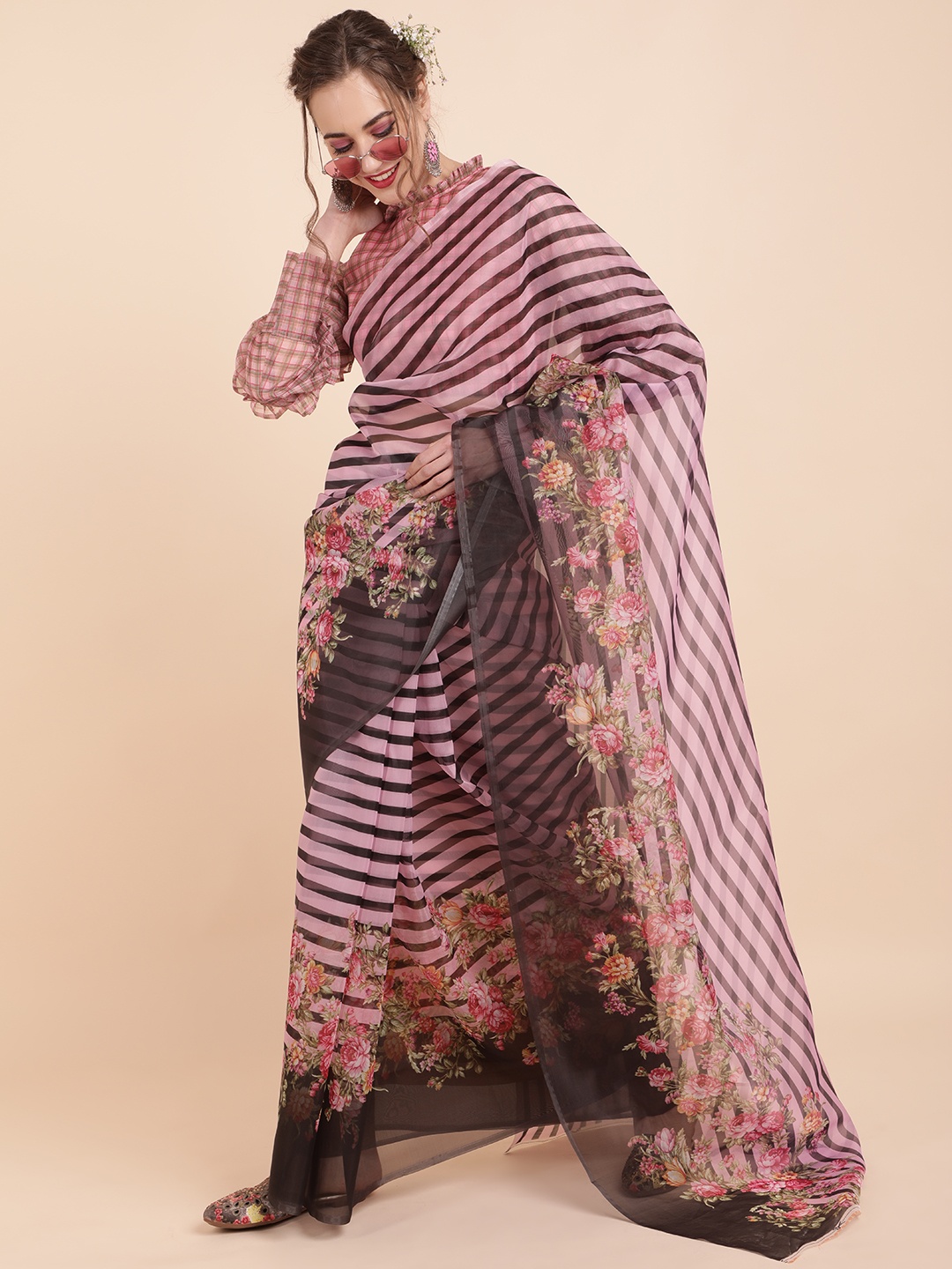 

Sangria Pink & Brown Floral Printed Organza Saree