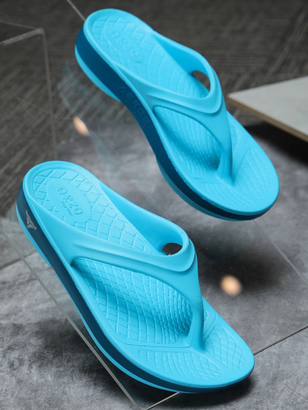 

ABROS Women Blue Rubber Thong Flip-Flops