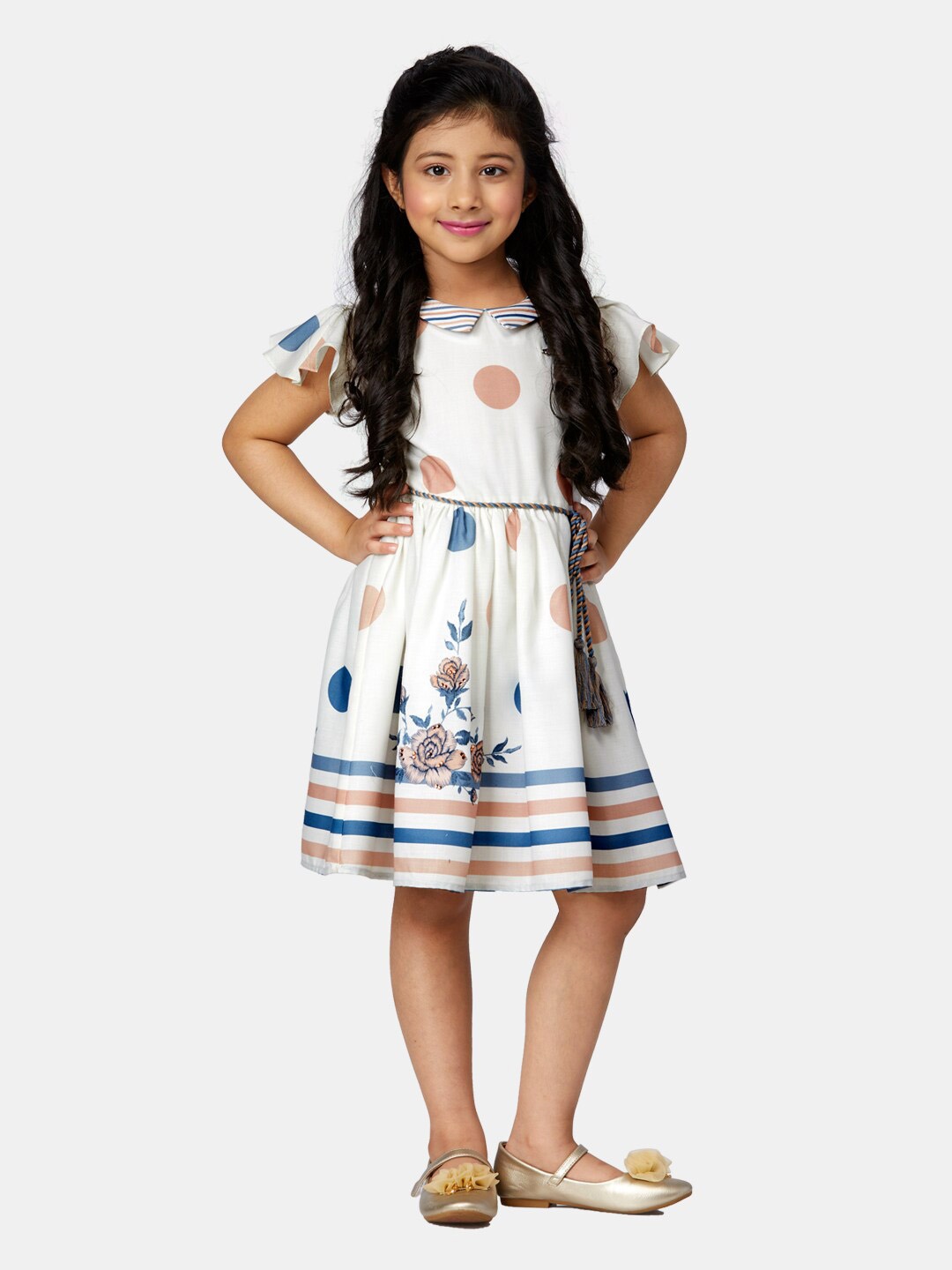 

Peppermint Girls White & Blue Floral Printed Cotton Fit & Flare Dress
