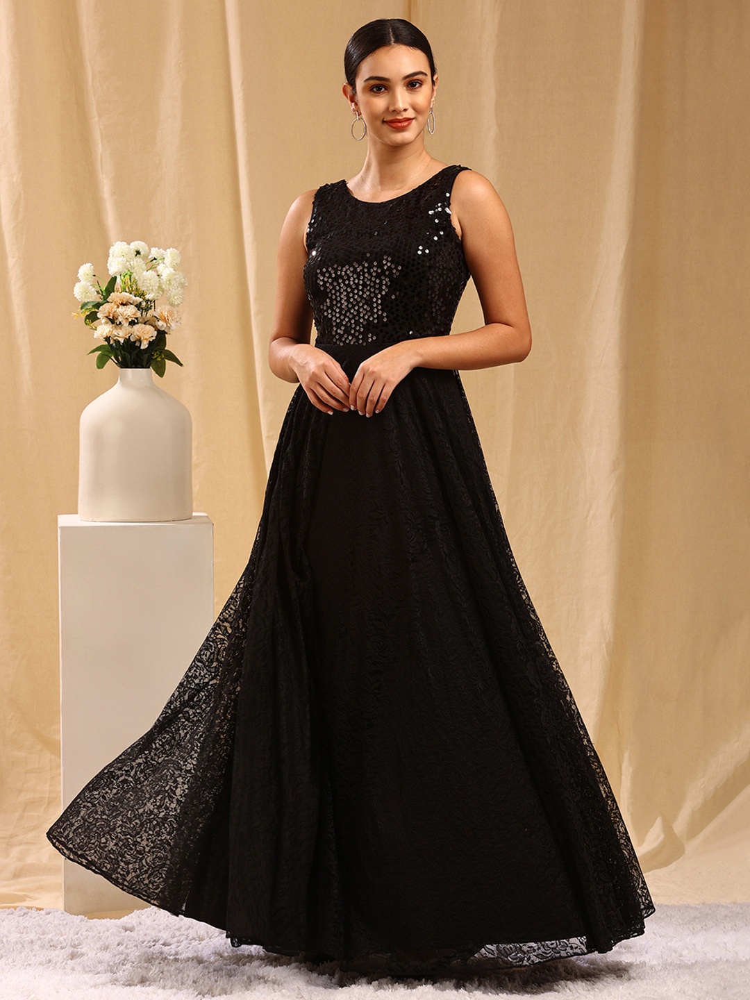 

TRENDY DIVVA Black Embellished Maxi Dress