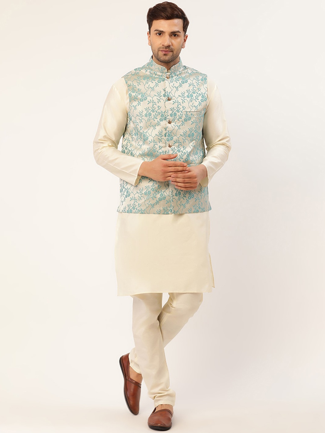

Jompers Men Blue & Cream Kurta with Churidar Floral With Embroidered Nehru Jacket