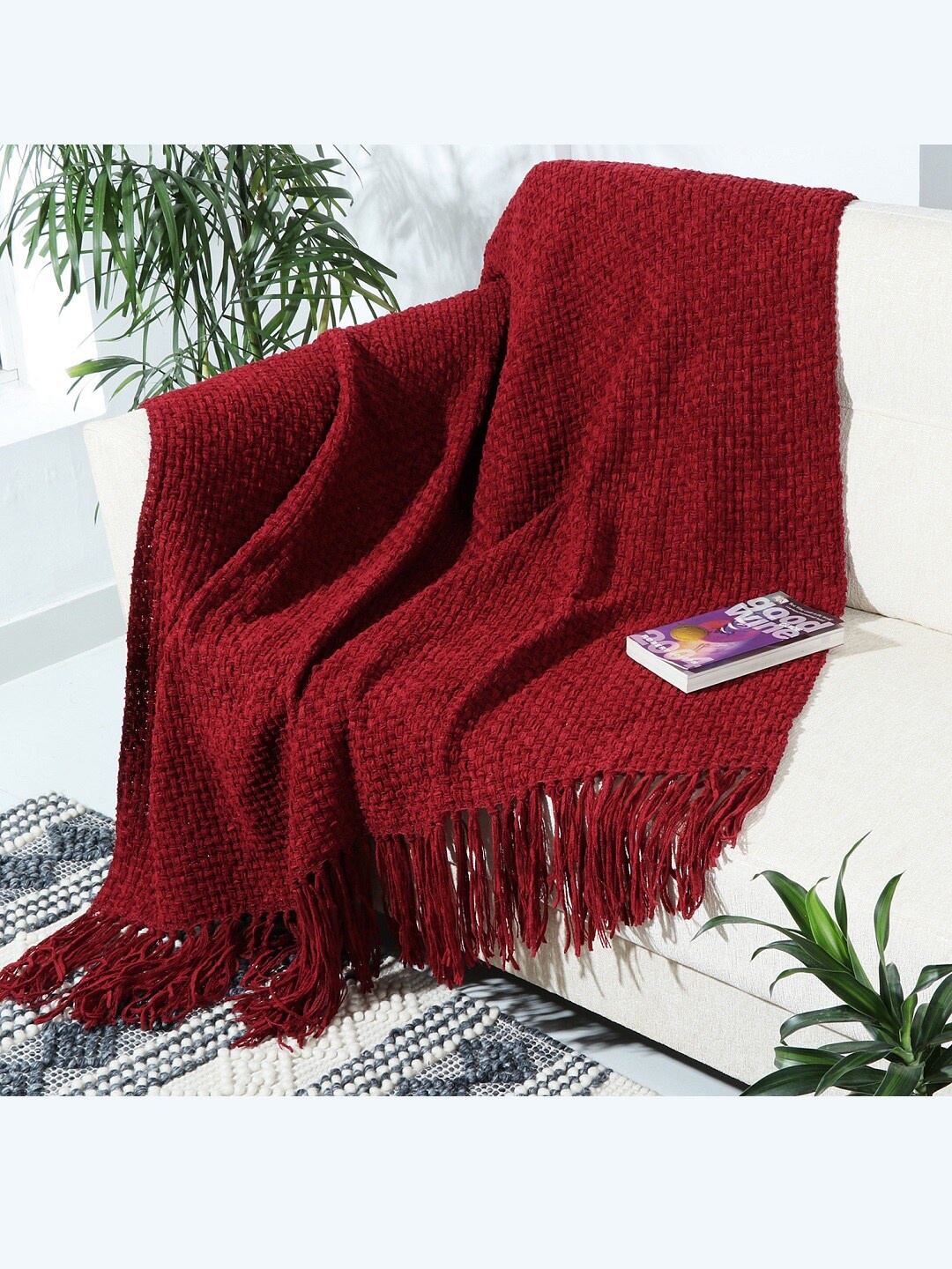 

BELLA TRUE Maroon Self-Design Throws