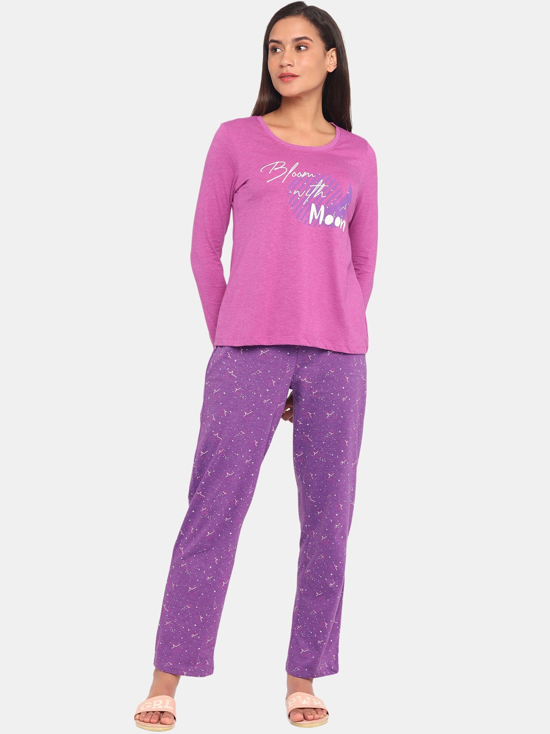 

Rosaline by Zivame Women Purple & Pink Printed Night suit