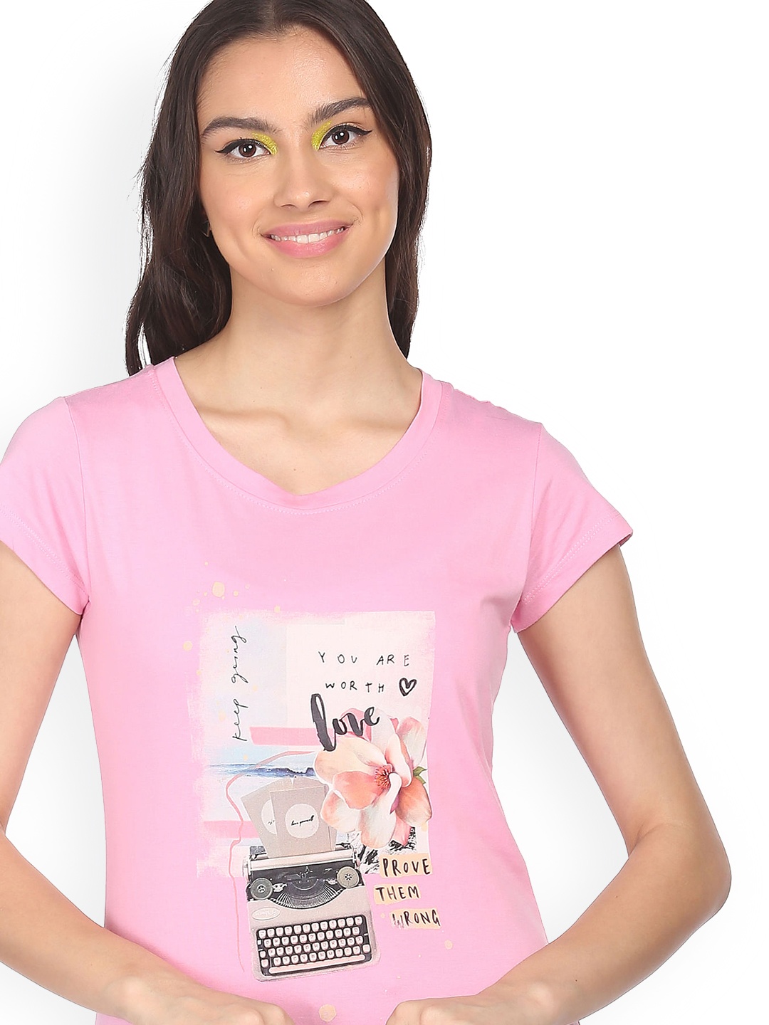 

Sugr Women Pink Printed Pockets T-shirt