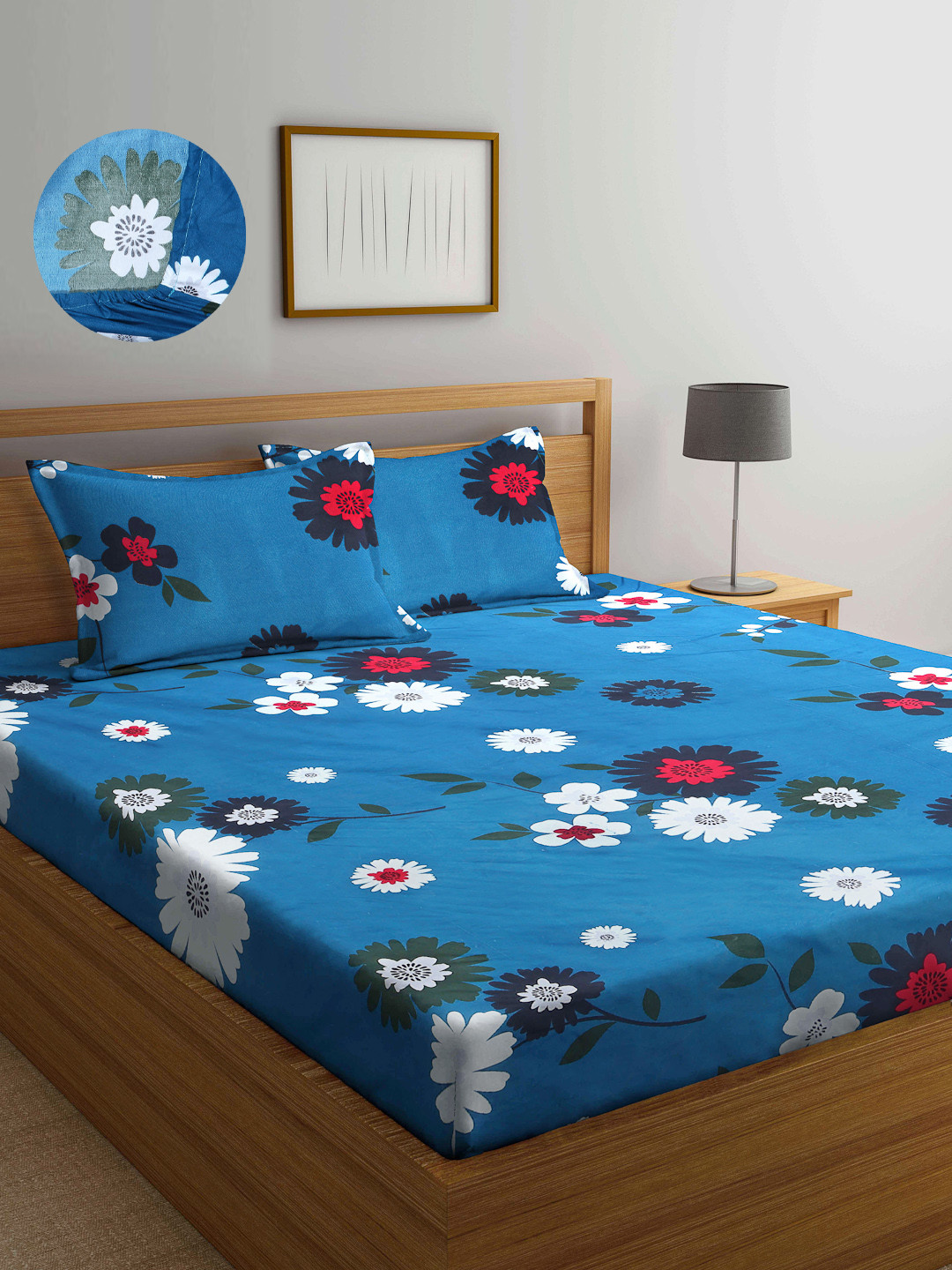 

Arrabi Blue & White Floral 300 TC King Fitted Bedsheet with 2 Pillow Covers
