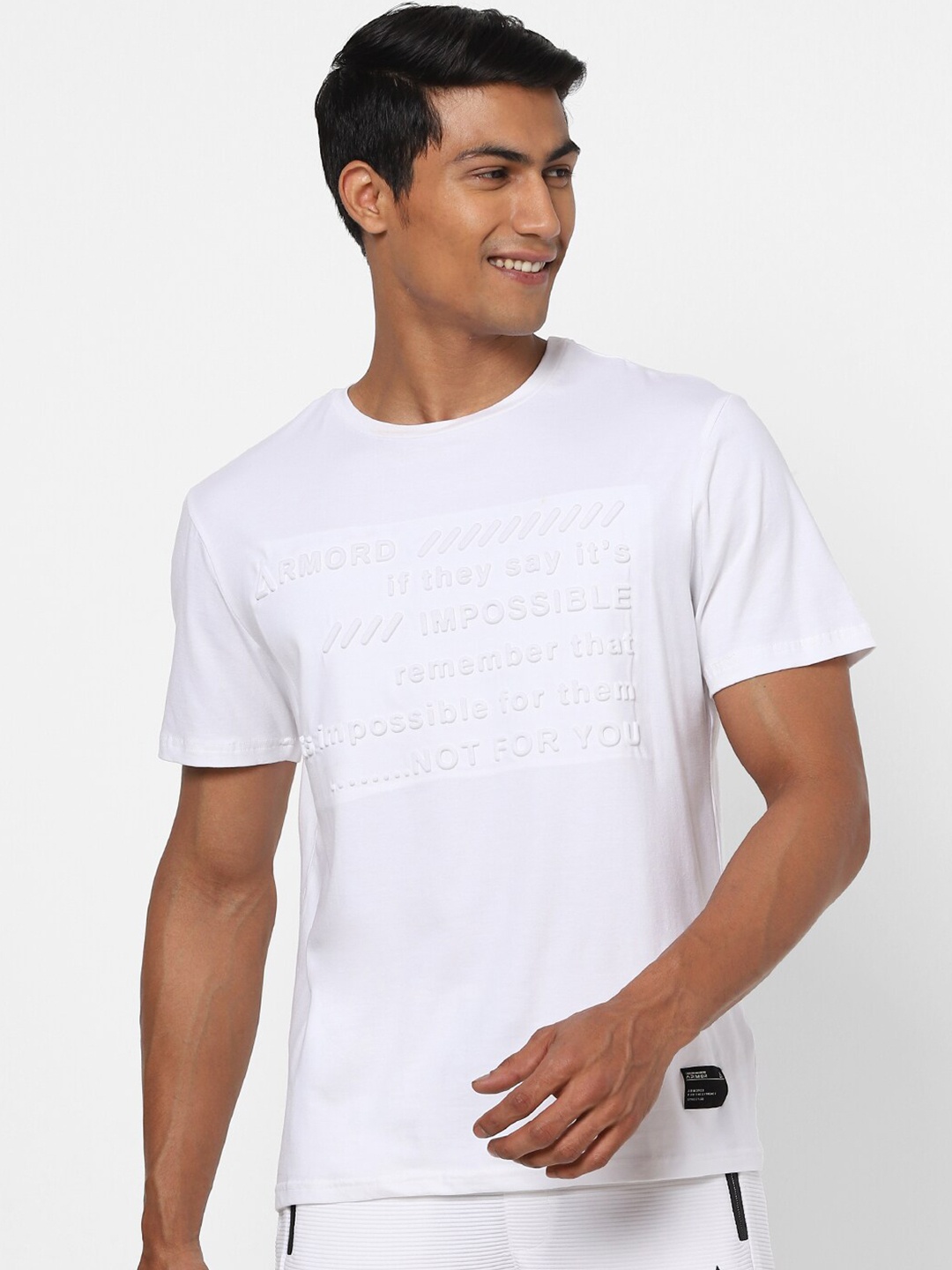 

Street Armor by Pantaloons Men White Typography Cotton T-shirt