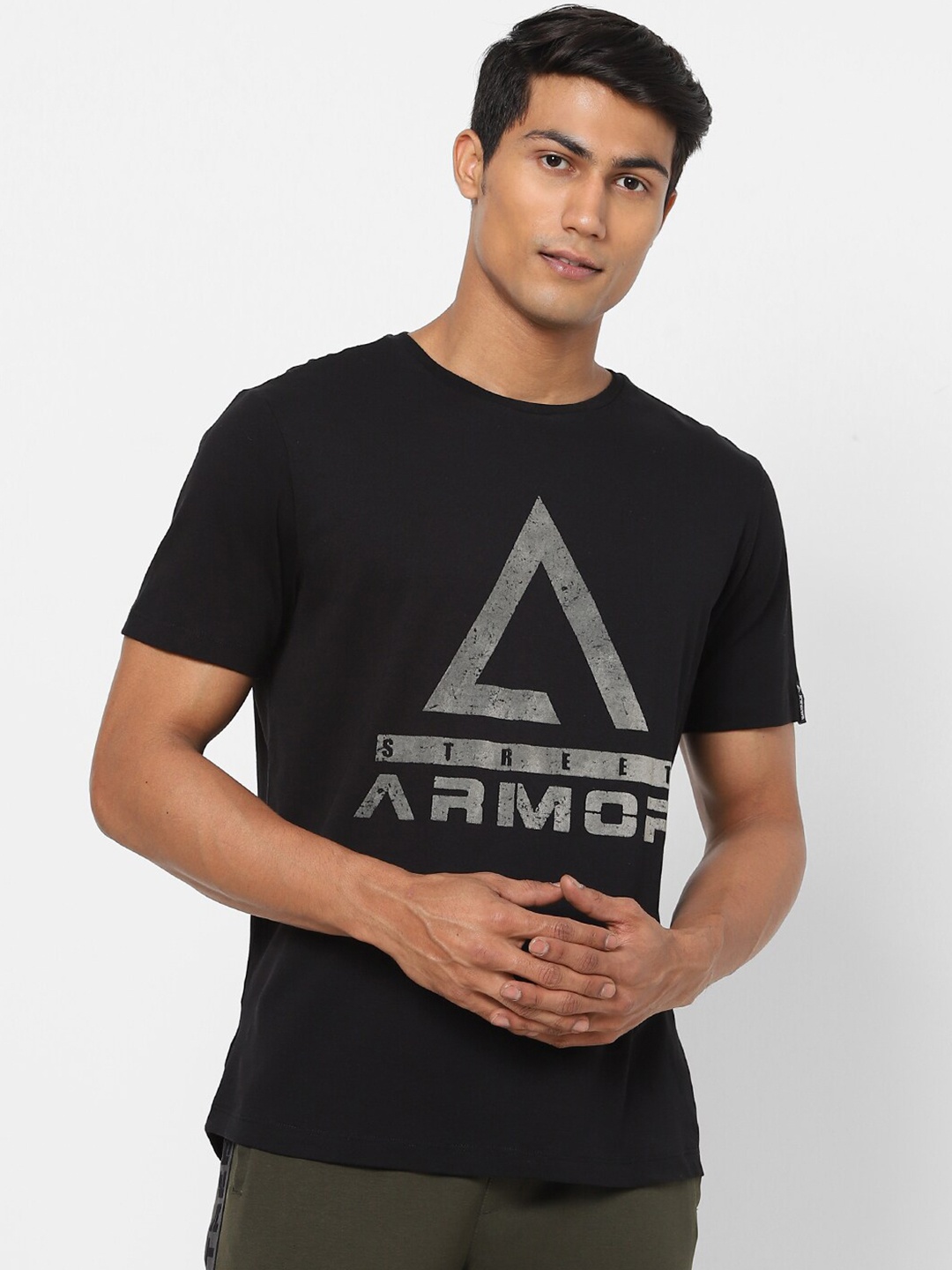 

Street Armor by Pantaloons Men Black Typography Printed T-shirt