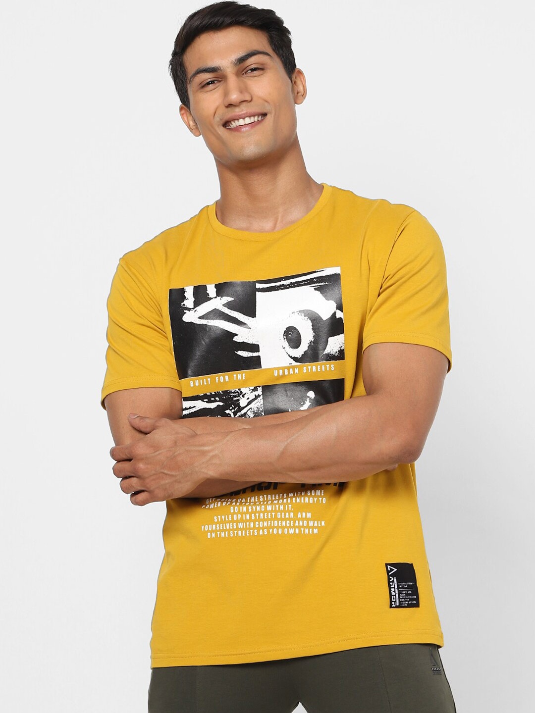 

Street Armor by Pantaloons Men Mustard Yellow Printed T-shirt
