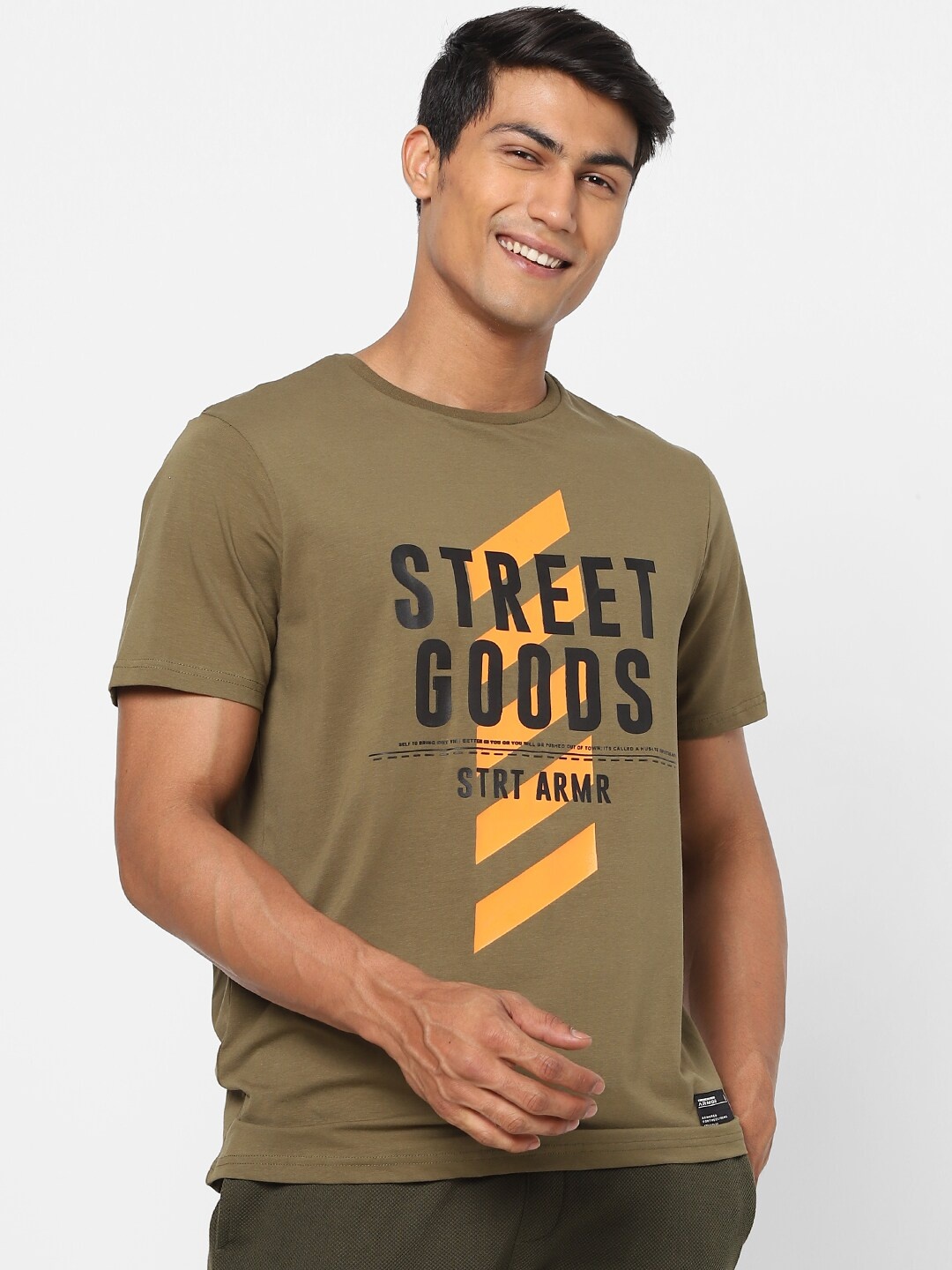 

Street Armor by Pantaloons Men Olive Green & Black Typography Printed T-shirt