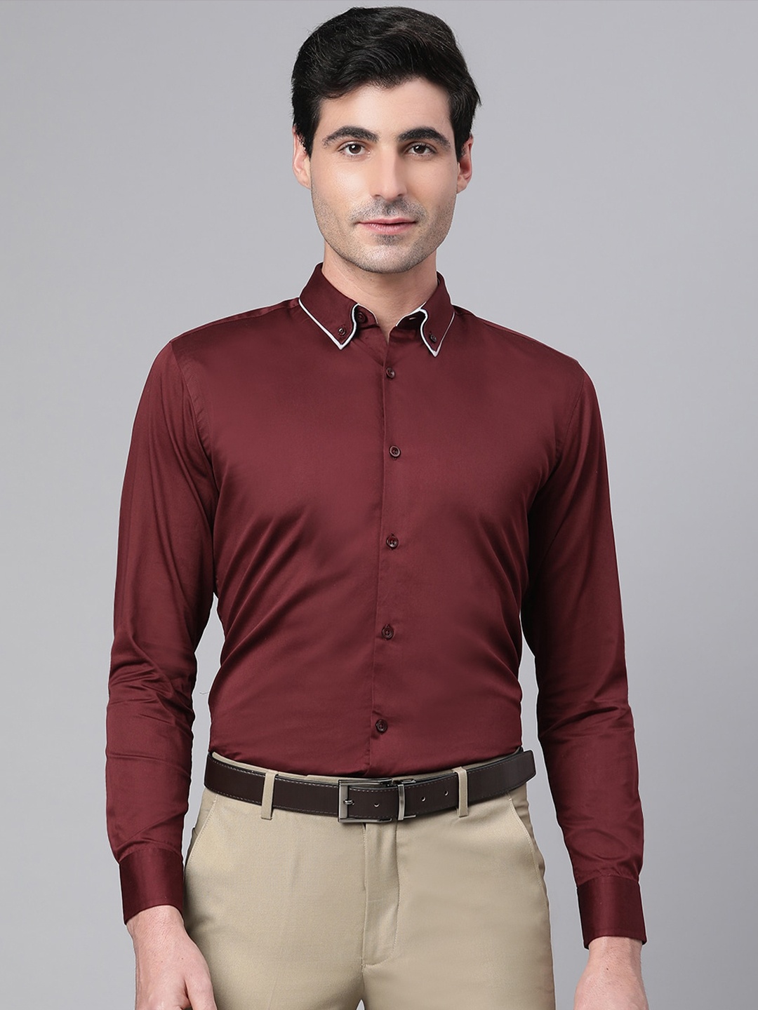 

Richlook Men Maroon Solid Slim Fit Party Shirt