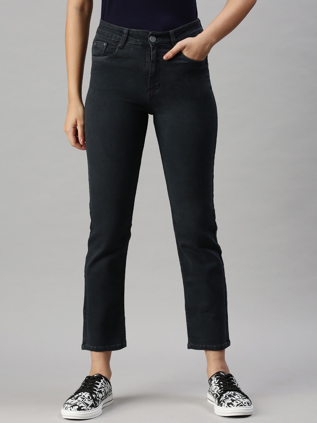 

SHOWOFF Women Black Straight Fit High-Rise Clean Look Stretchable Jeans
