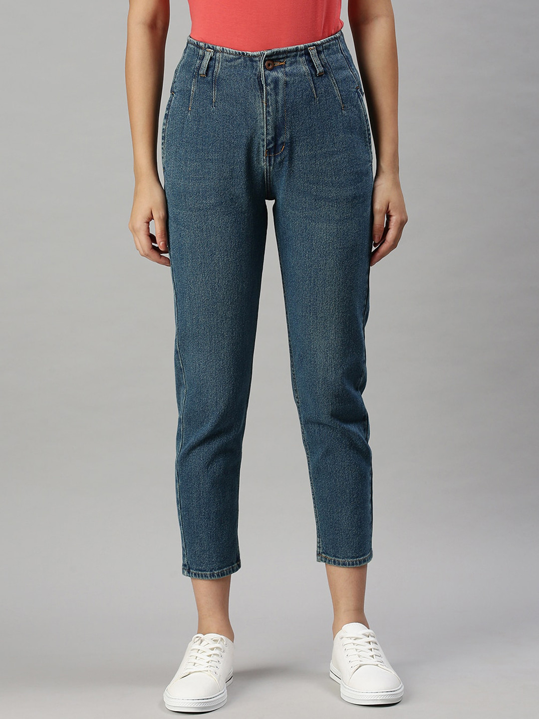 

SHOWOFF Women Blue Mom Fit High-Rise Light Fade Clean Look Stretchable Jeans