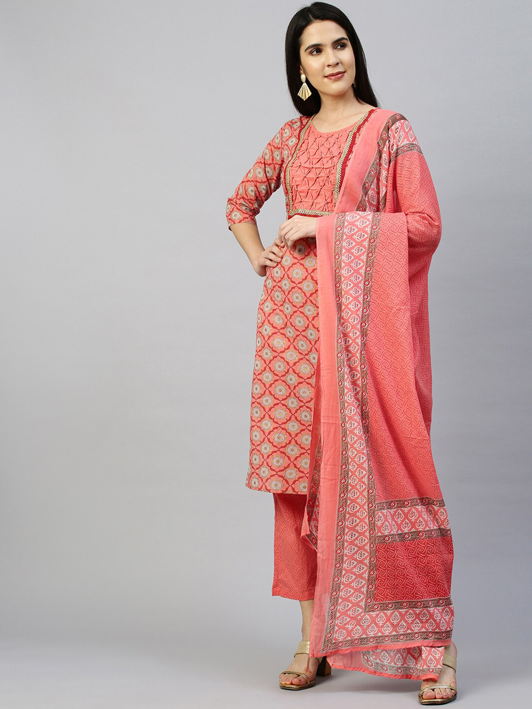 

FASHOR Women Peach-Coloured Yoke Design Gotta Patti Pure Cotton Kurta with Trousers & With Dupatta