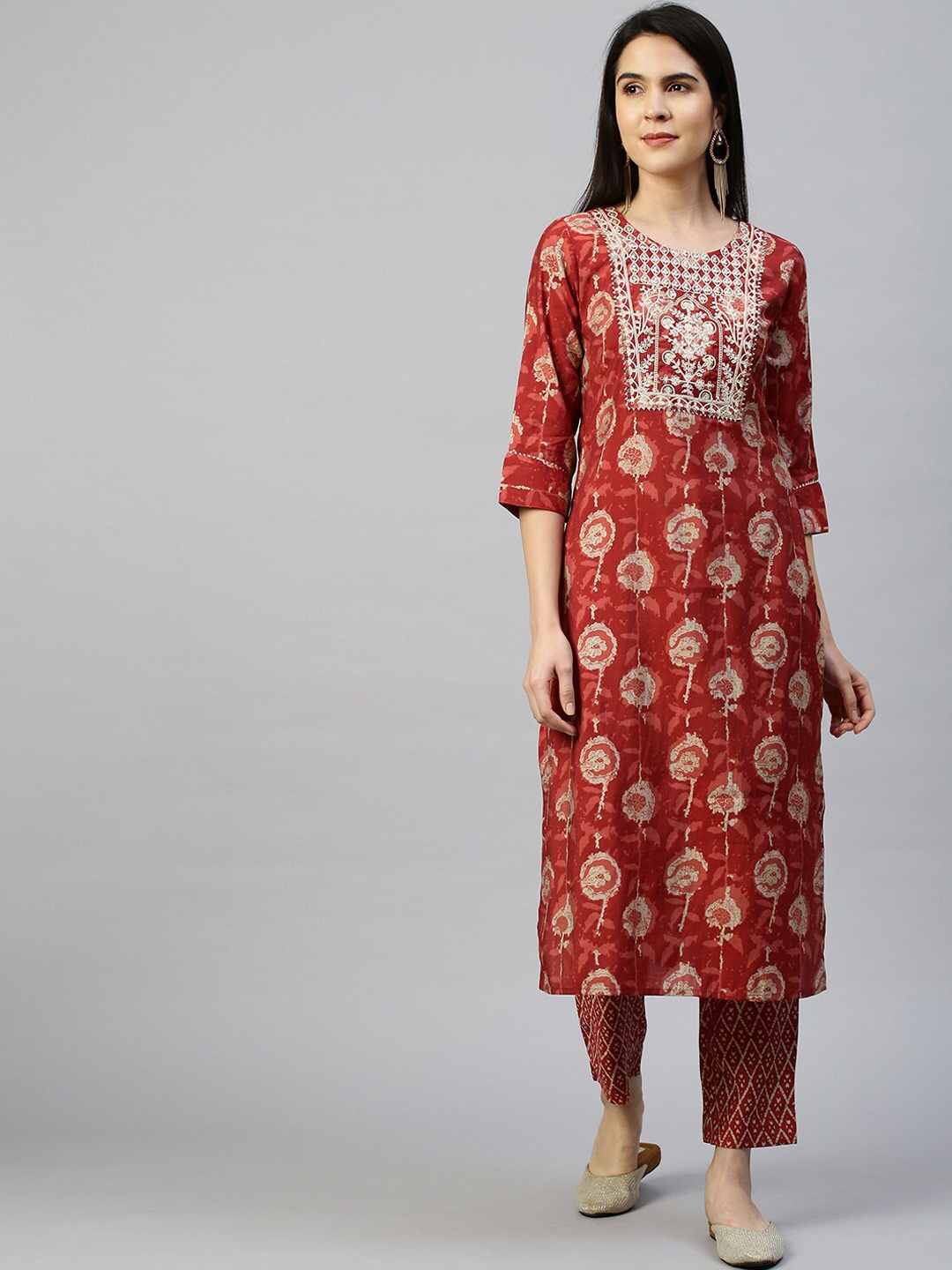 

FASHOR Women Red Ethnic Motifs Printed Kurta with Churidar
