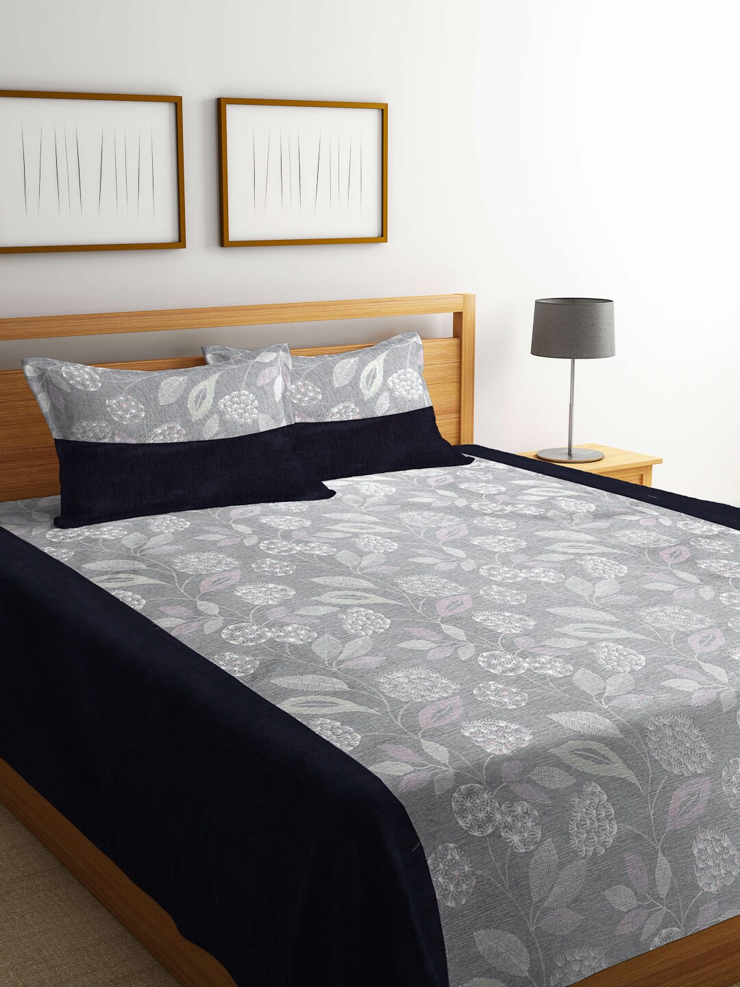 

KLOTTHE Grey Floral Printed 250 TC Cotton Double Bedcover With 2 Pillow Covers