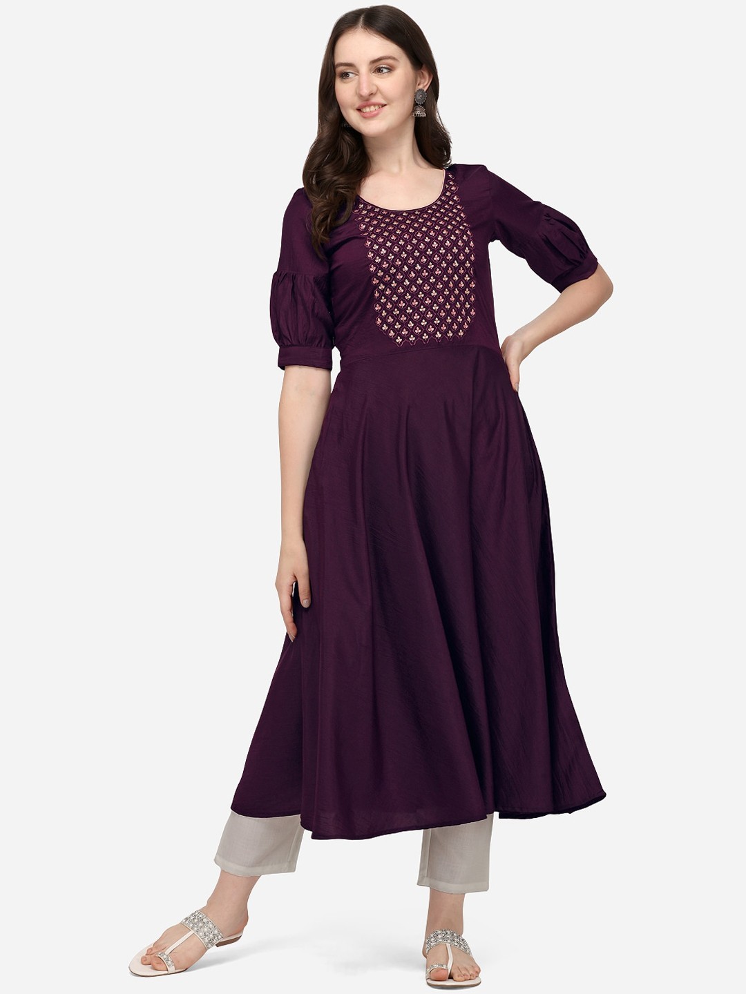 

SAADHVI Women Purple Embroidered Pleated Thread Work Kurti With Trousers