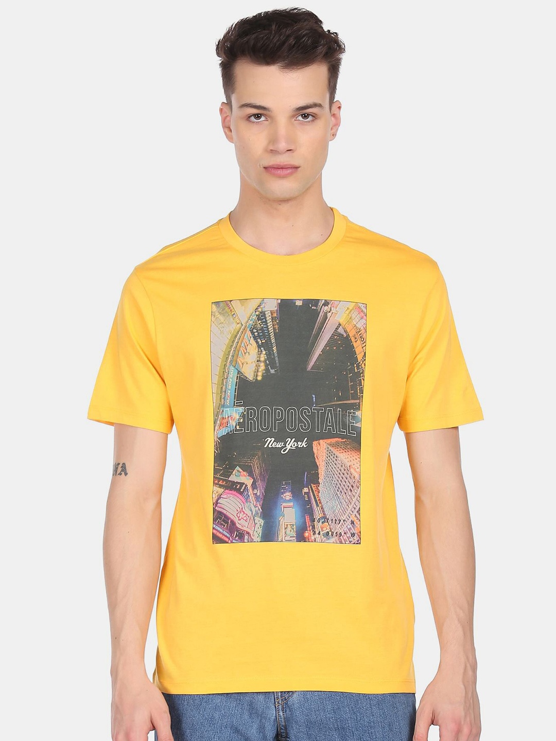 

Aeropostale Men Yellow Printed Cotton T-shirt