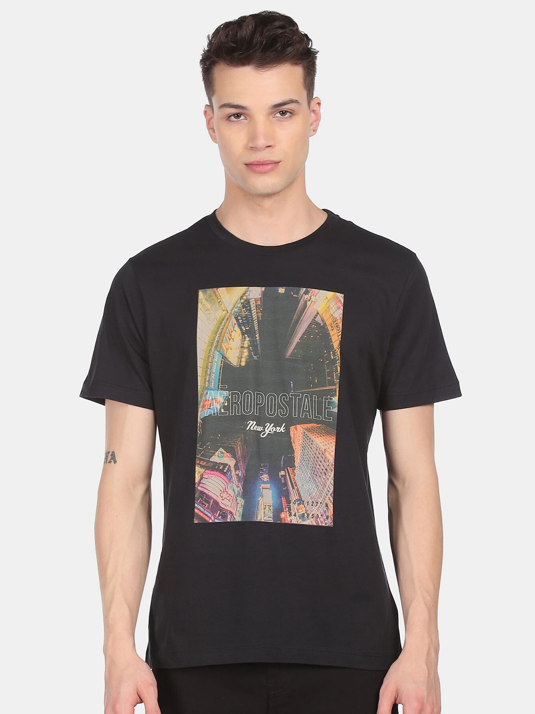 

Aeropostale Men Black Graphic Printed T-shirt