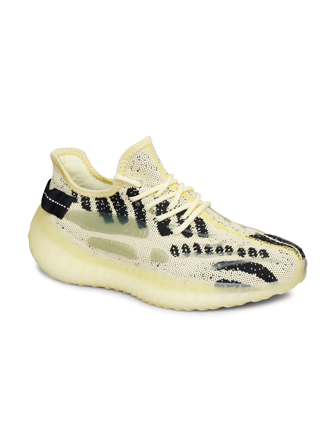 

MOZAFIA Men Yellow & Black Printed Mesh Sneakers