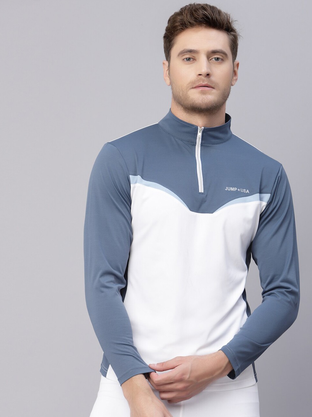 

JUMP USA Men White & Blue Colourblocked High Neck T-shirt