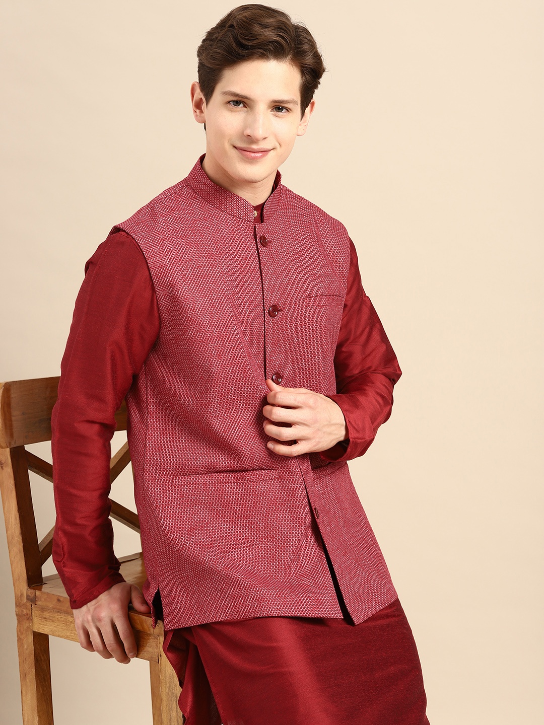 

Anouk Men Maroon Solid Straight Sustainable Kurta Pyjamas with Woven Design Nehru Jacket