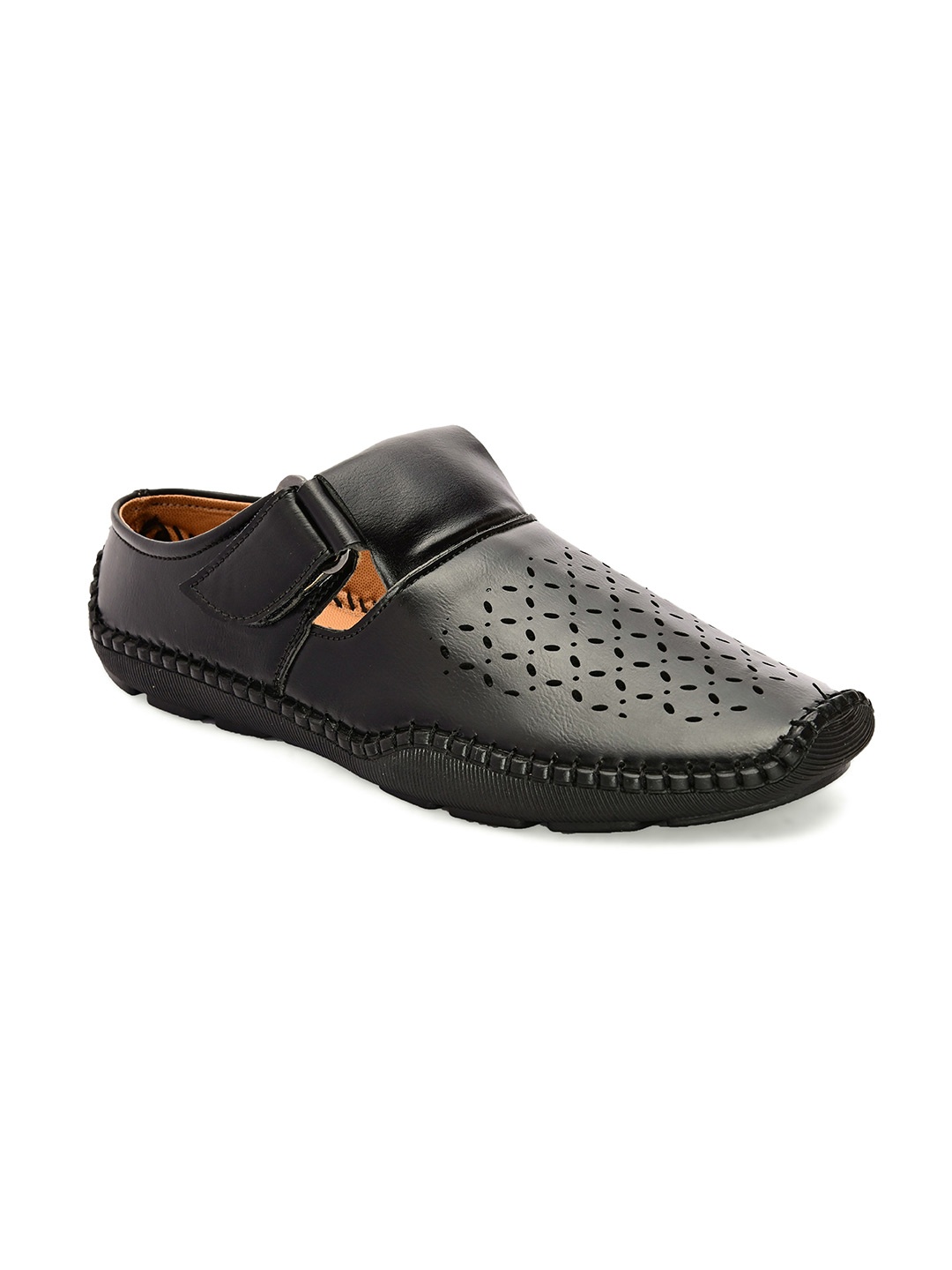 

INVICTUS Men Black Shoe-Style Sandals