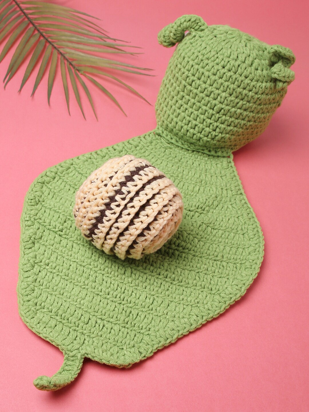 

Babymoon Infants Green Snail Photography Crochet Outfit Costume