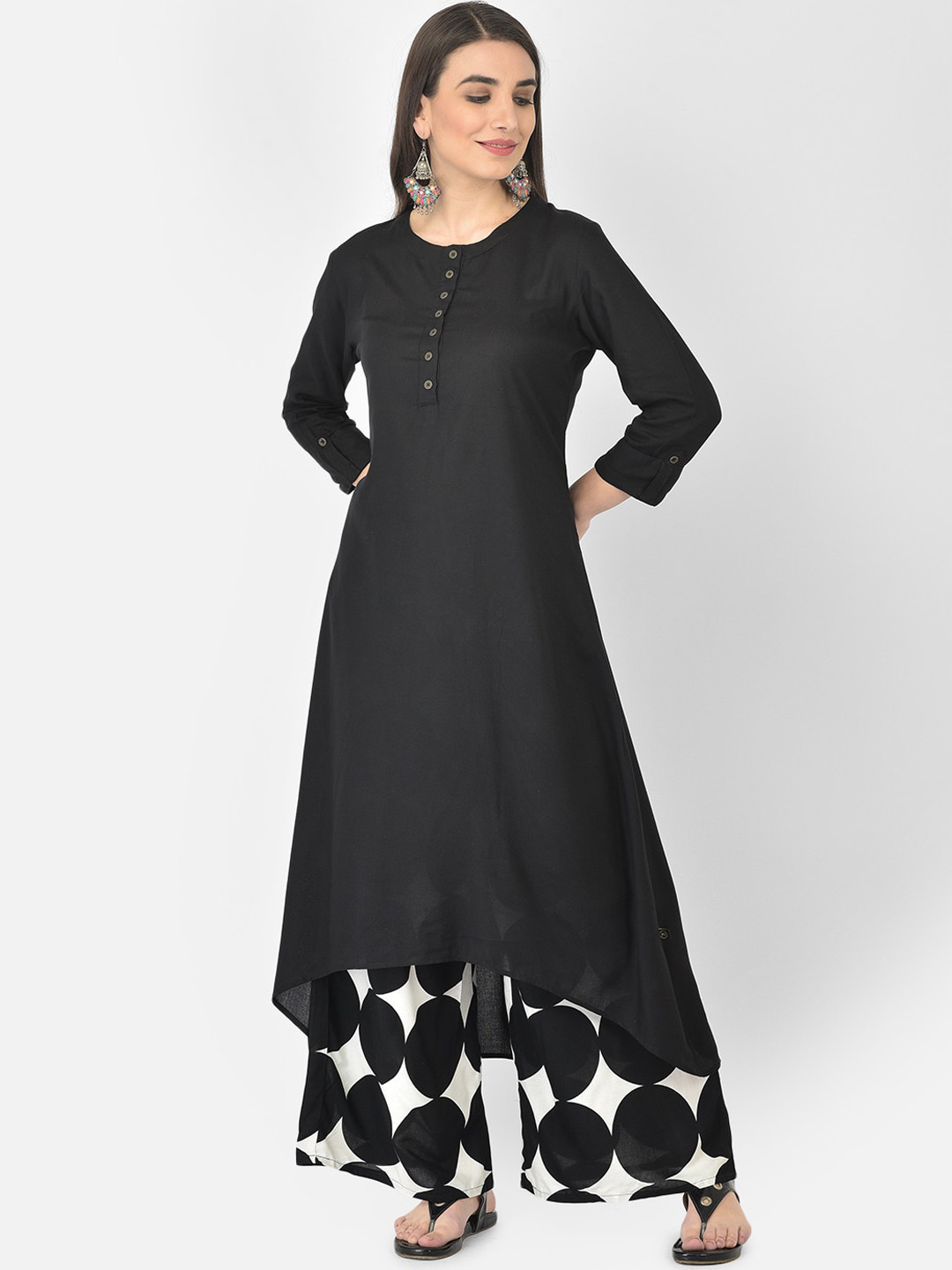 

Pistaa Women Black Solid Kurta With Printed Palazzos