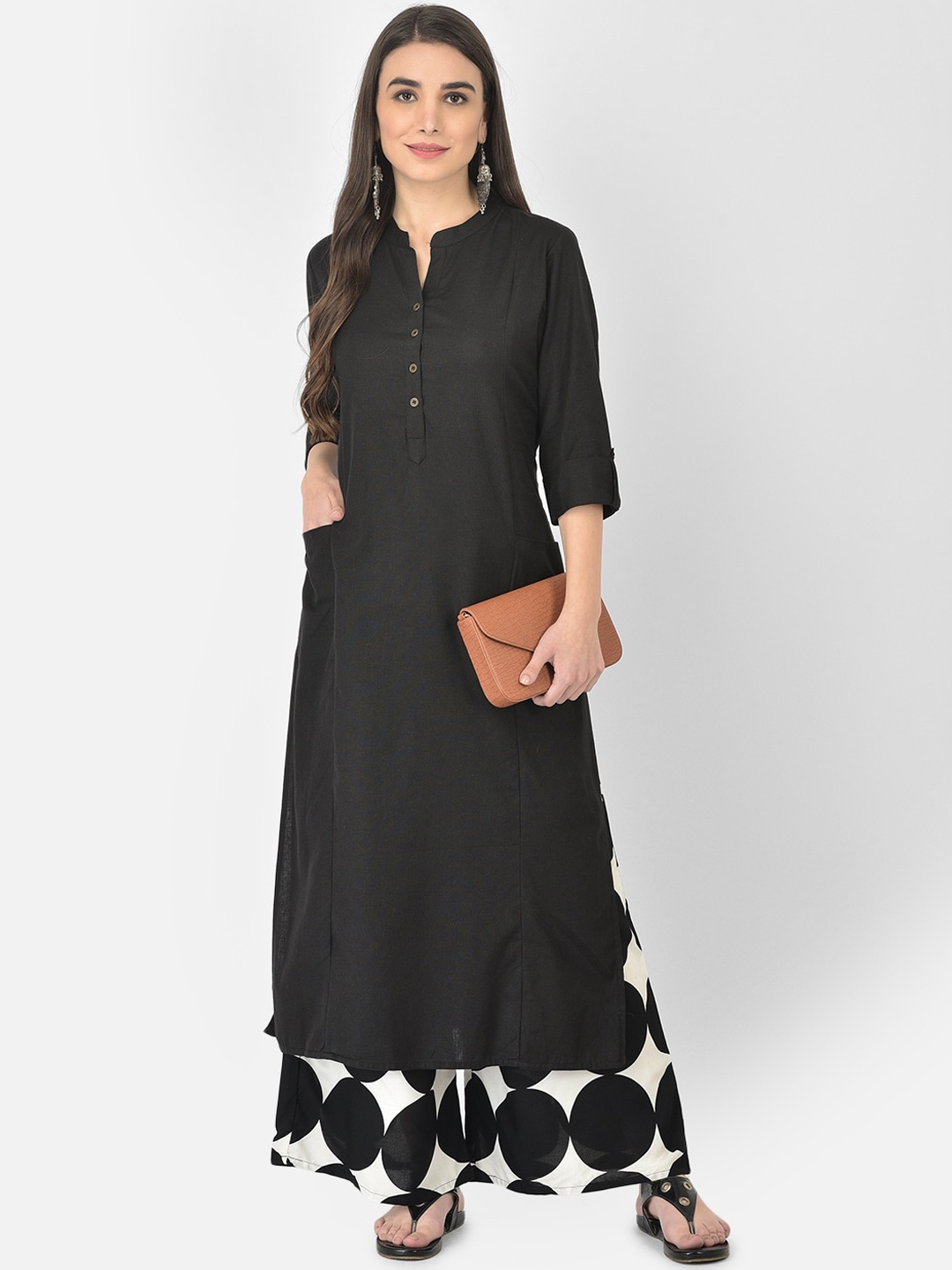 

Pistaa Women Black Kurta With Palazzos