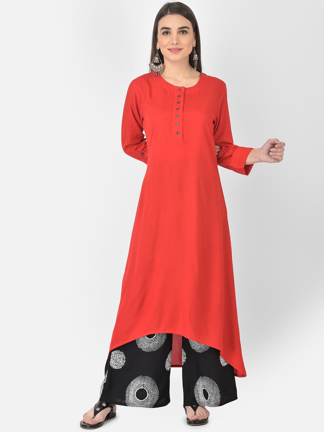 

Pistaa Women Red Panelled Kurta with Palazzos