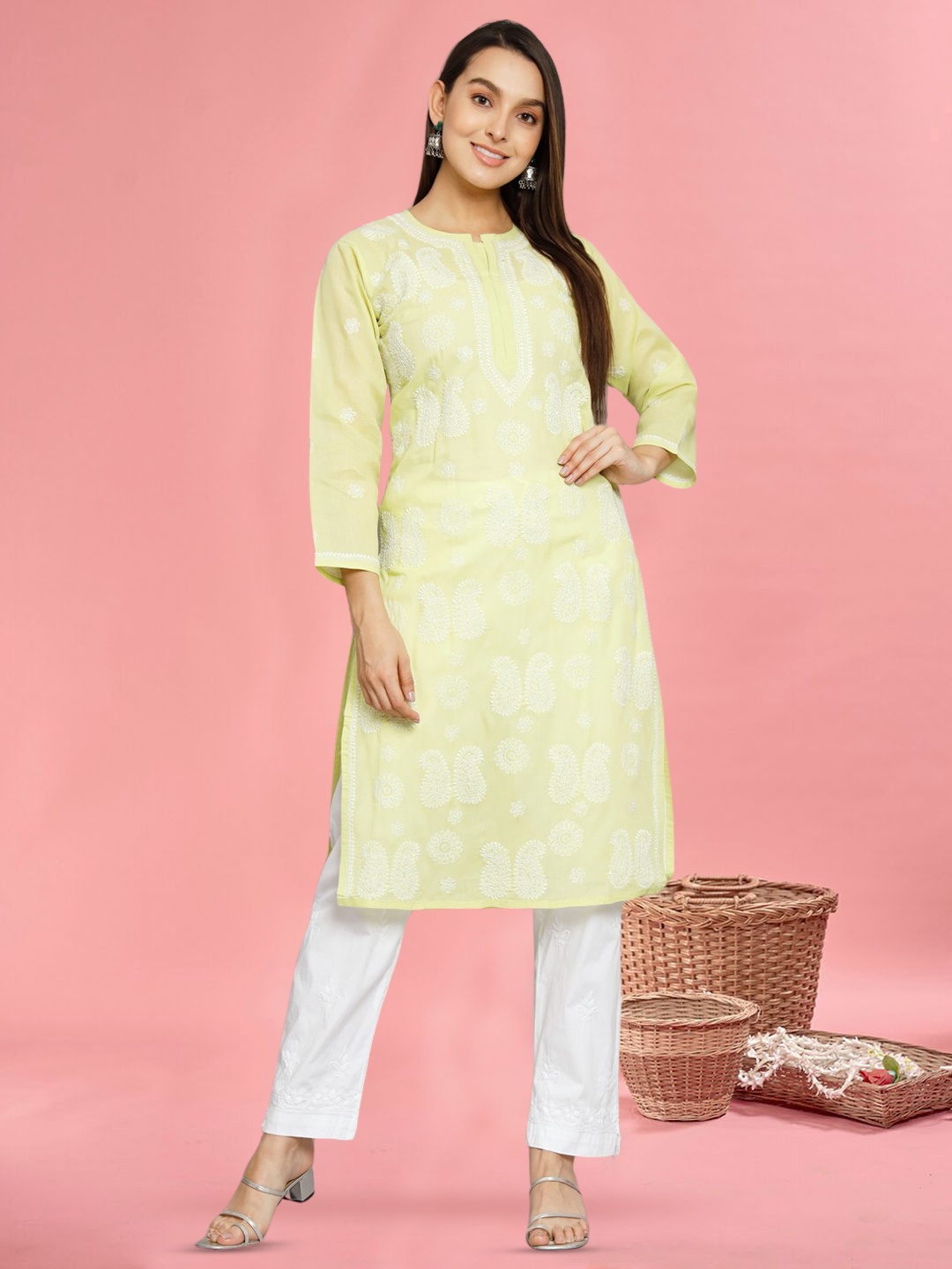 

PARAMOUNT CHIKAN Women Green Ethnic Motif Hand Embroidered Chikankari Cotton Kurta