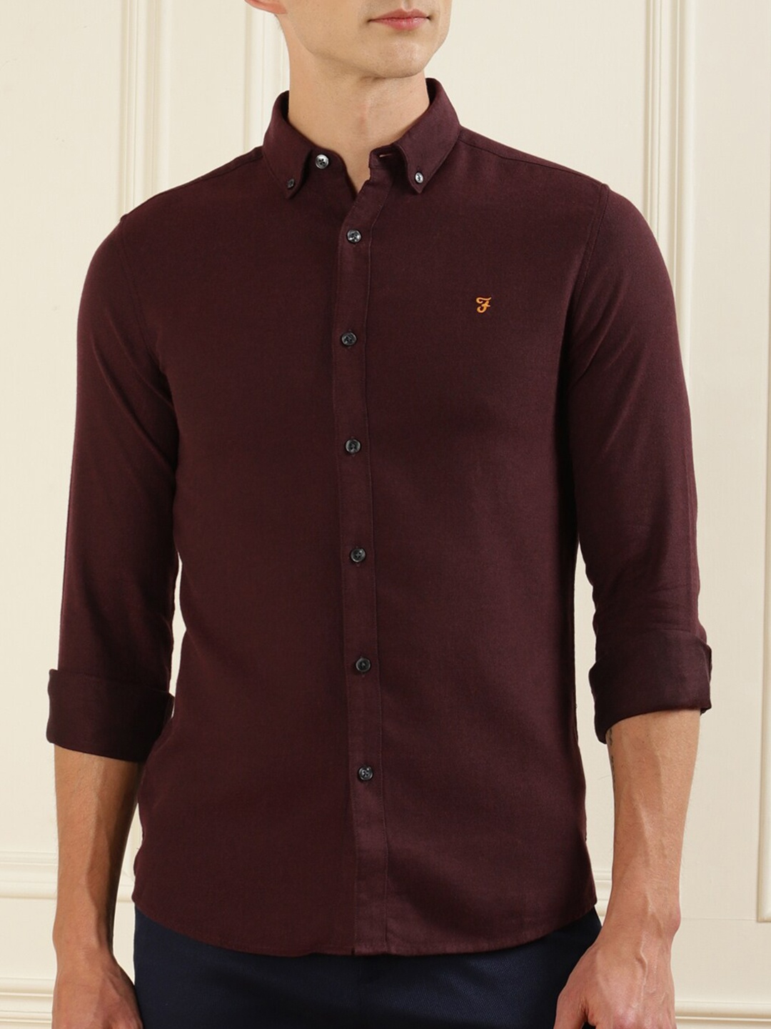 

Farah Men Burgundy Solid Cotton Casual Shirt