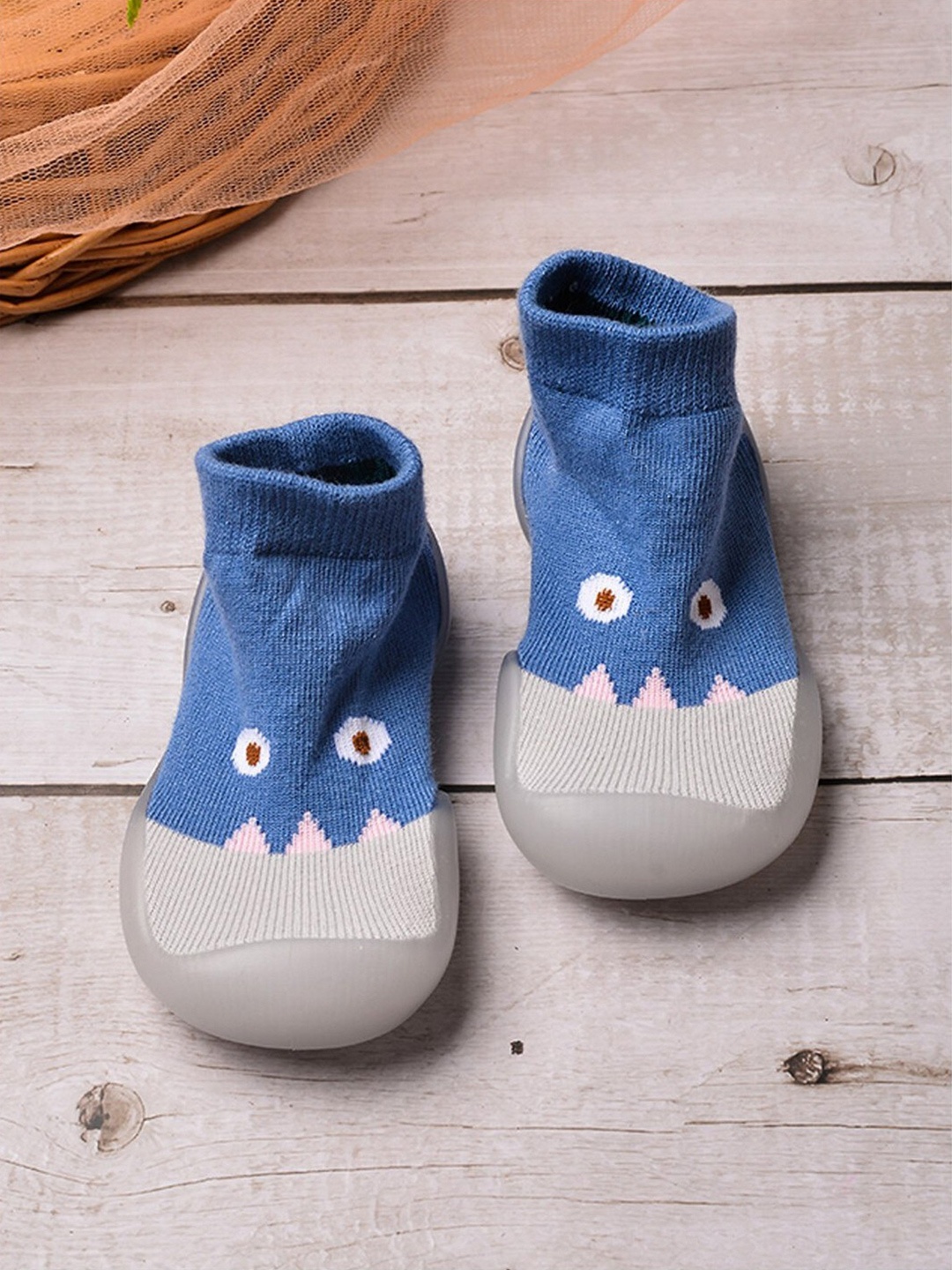 

POPLINS Infant Kids Blue & Grey Patterned Anti Skid Rubber Sole Ankle Length Socks