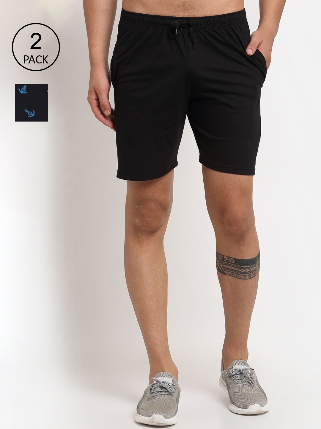 

VIMAL JONNEY Men Black & Navy Blue Pack Of 2 Regular Fit Shorts